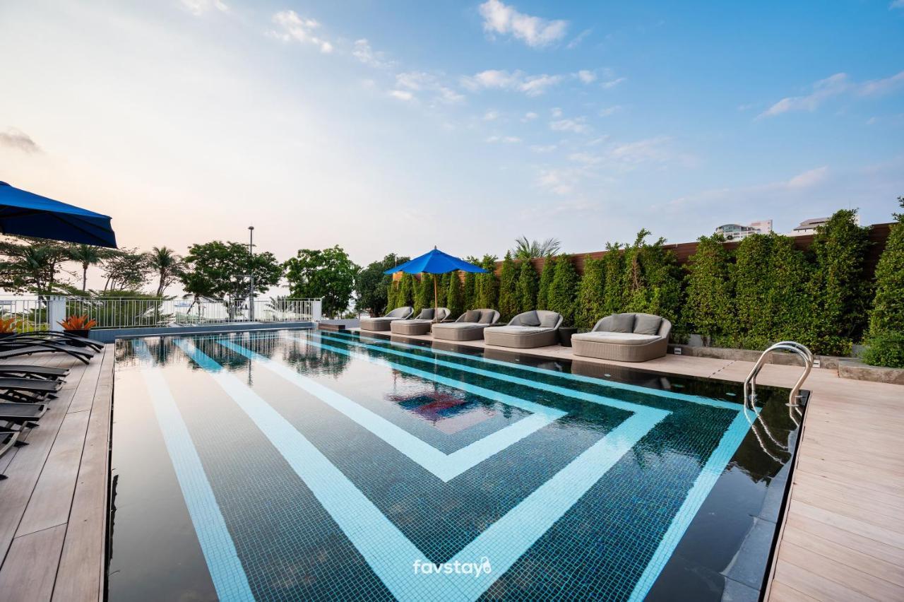 Mera Mare Pattaya Beach And Resort Εξωτερικό φωτογραφία